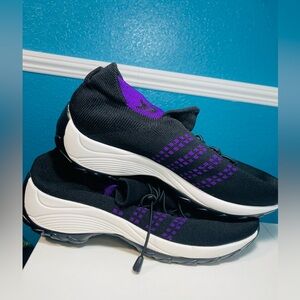 NWOT Amazon size 42 (10.5) MXWZ Orthowear Women’s Shoes Black Purple Athletic